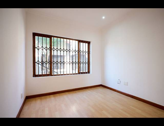 5 BEDROOM HOUSE FOR SALE IN BARBEQUE DOWNS